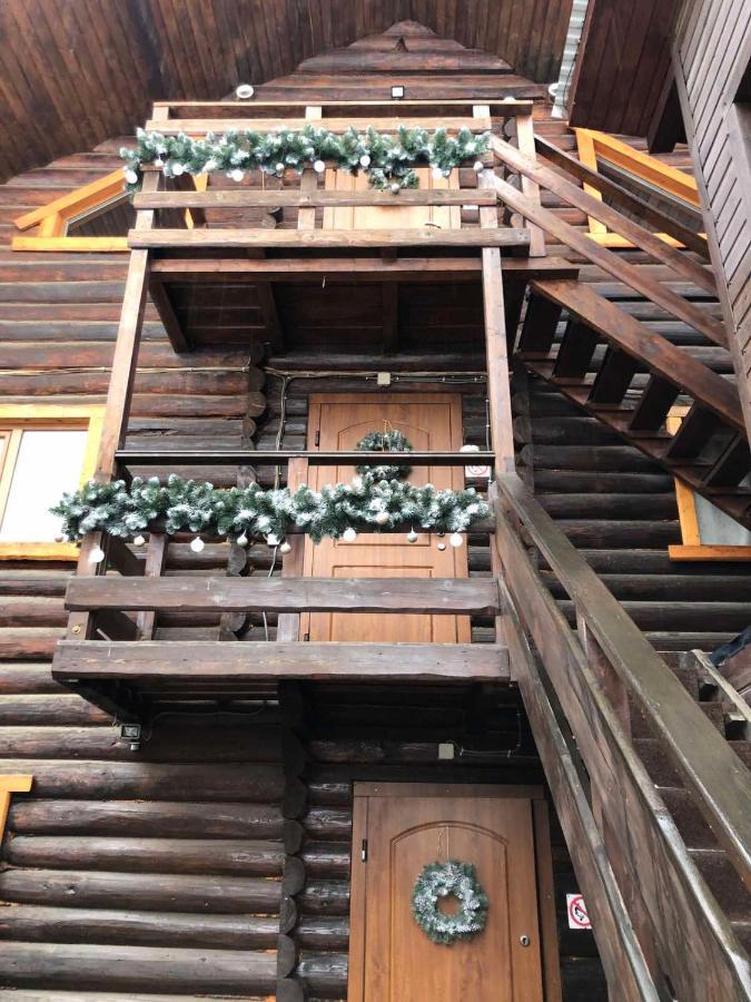 Круассан Hotell Bukovel Eksteriør bilde