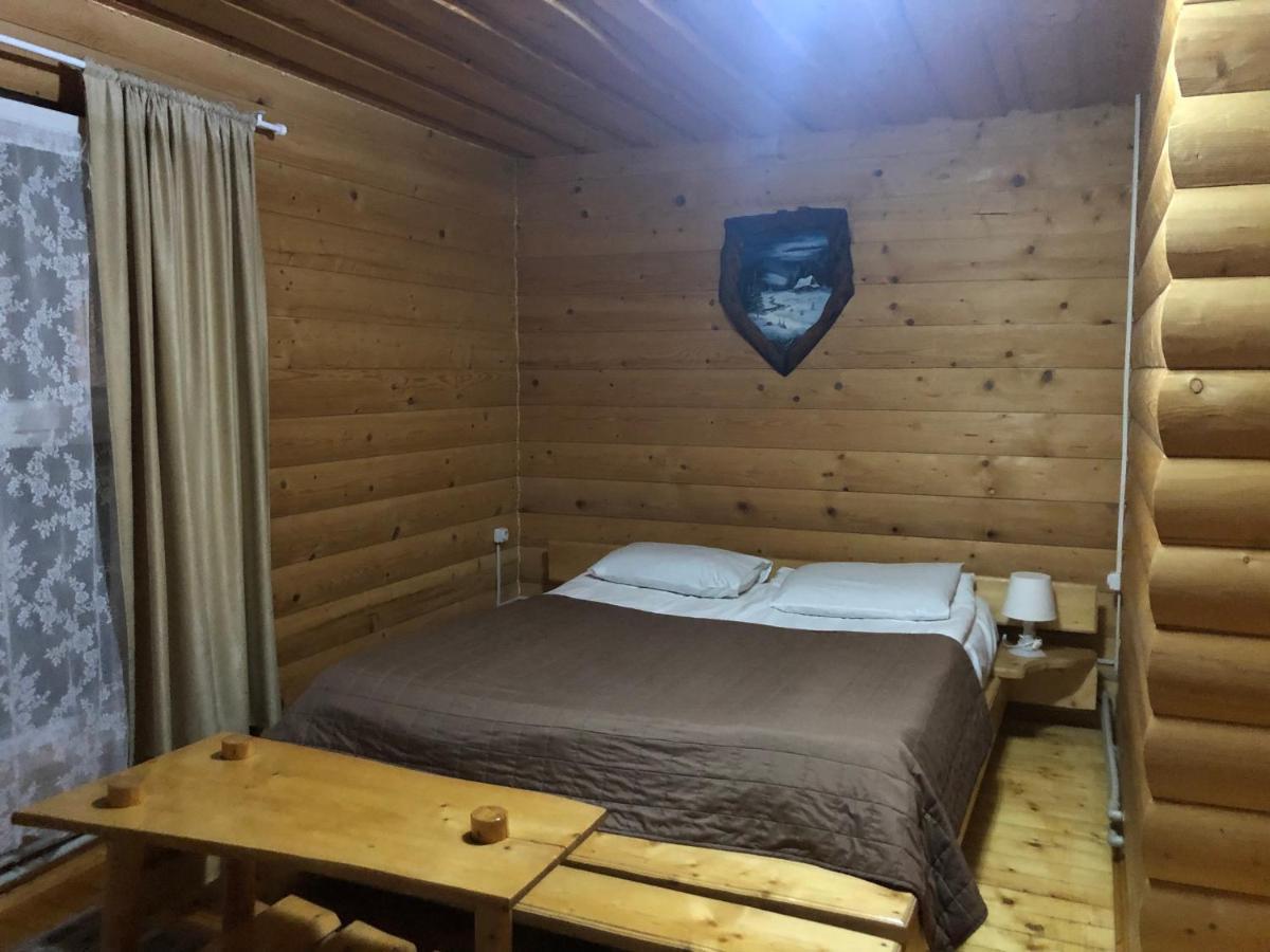 Круассан Hotell Bukovel Eksteriør bilde